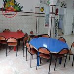 Table trapèze pour maternelle et primaire b1049